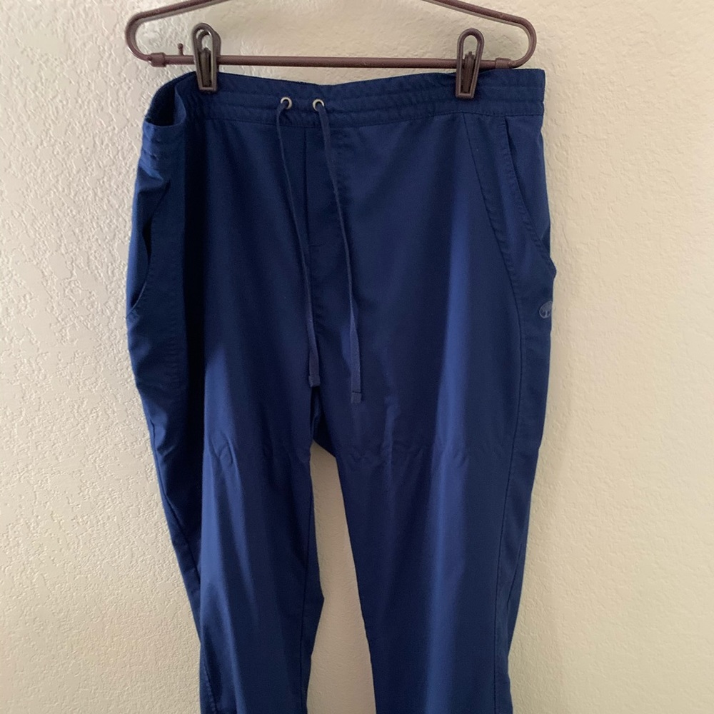 Scrub bottoms